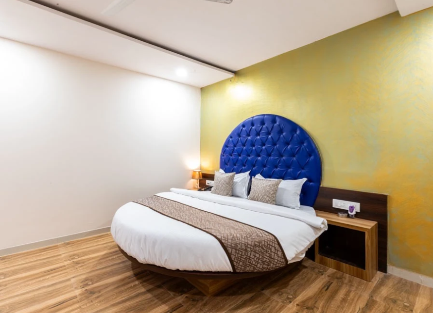 1 x Deluxe Room